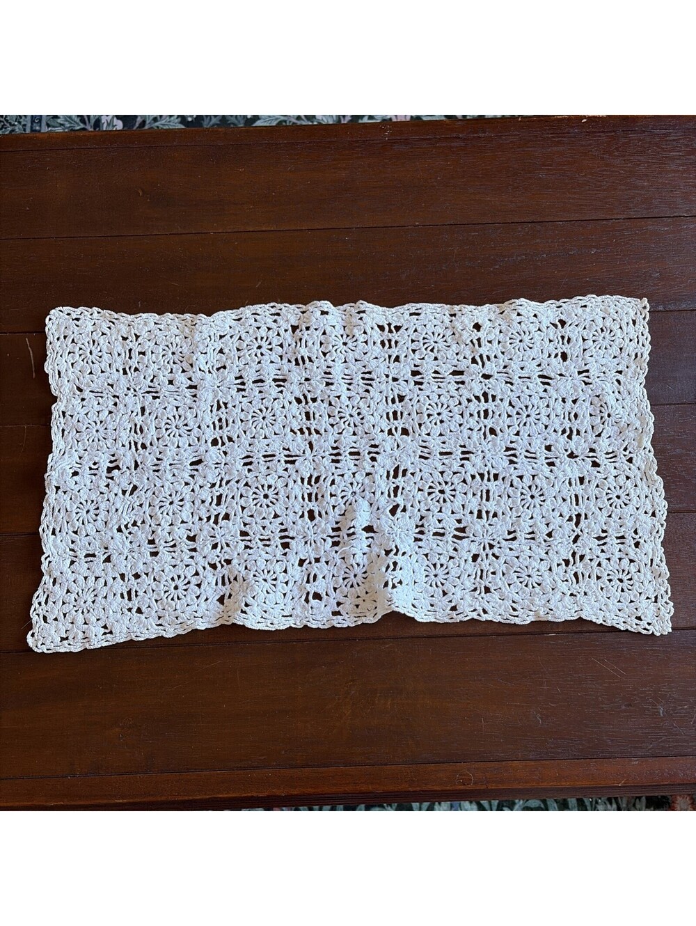 Vintage Crochet Table Runner Lot of 12 Handmade Lace Doilies White Ecru Floral - Picture 7 of 14